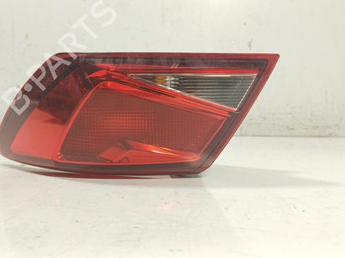 right-taillight-seat-leon-st-5f8-2012-2013-2014-2015-2016-2017-2018-2019-2020-36394861 main image