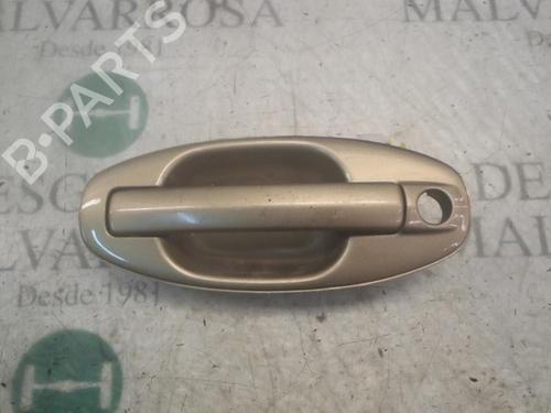 Used Front left exterior door handle HYUNDAI SANTA FÉ I (SM) 2.0 CRDi (113 hp) 3803438