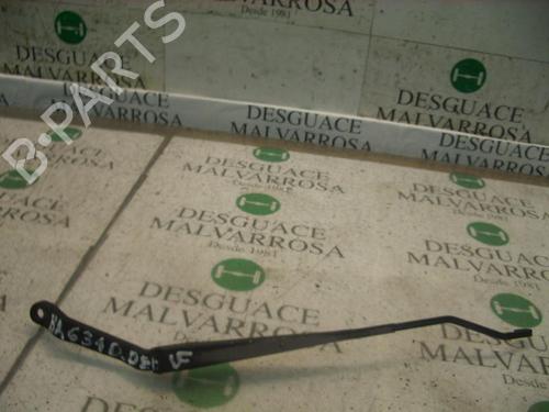 Used Front windshield wiper arm HONDA CR-V I (RD) [1995-2002]  3785596
