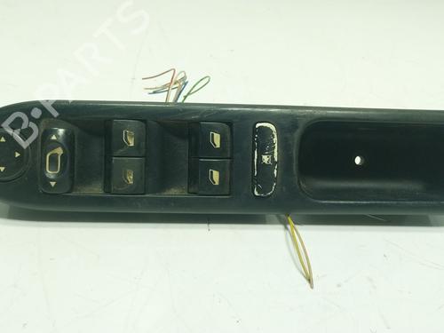 Used Left front window switch PEUGEOT 307 (3A/C) 2.0 HDi 90 (90 hp) 30635872