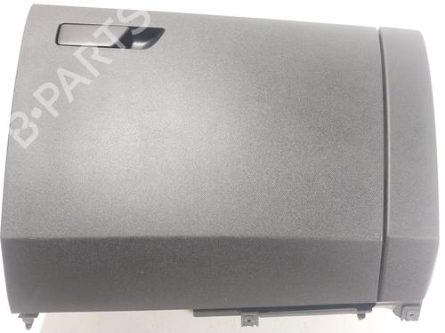 Used Glove box SEAT LEON Sportstourer (KL8, KLD) 1.5 eTSI (150 hp) 30338191