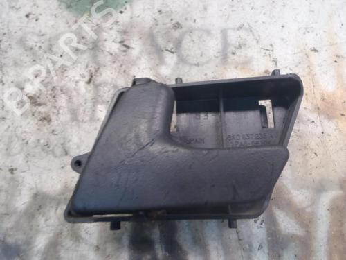 Used Rear left interior door handle SEAT IBIZA II (6K1) [1993-2002]  3759602