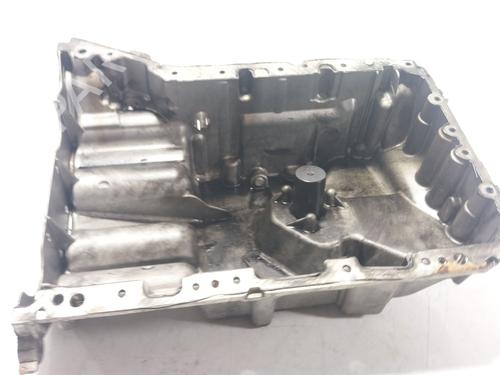 Used Oil sump MERCEDES-BENZ CLA Coupe (C117) CLA 200 CDI / d (117.308) (136 hp) 30828762