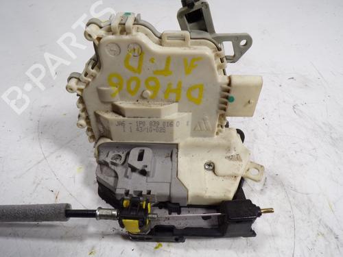 Rear right lock SEAT LEON (1P1) 1.6 TDI | BP8418516C99 