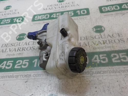 Used Brake master cylinder DACIA DOKKER Box Body/MPV 1.5 dCi (FEAJ) (90 hp) 3870464