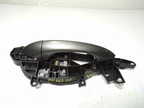 Used Front right exterior door handle Front right exterior door handle 12595437 12595437