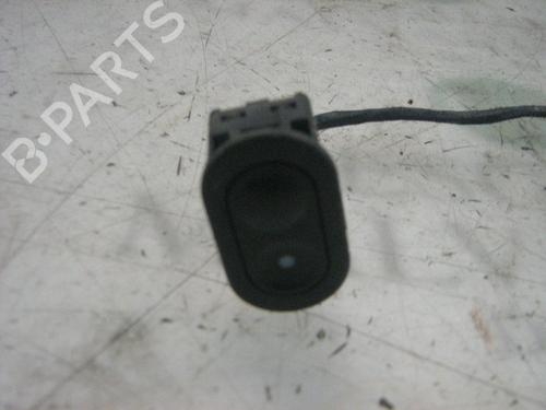Used Left rear window switch Left rear window switch OPEL CORSA B (S93) 1.5 D (F08, F68, M68) (50 hp) 3751559 3751559
