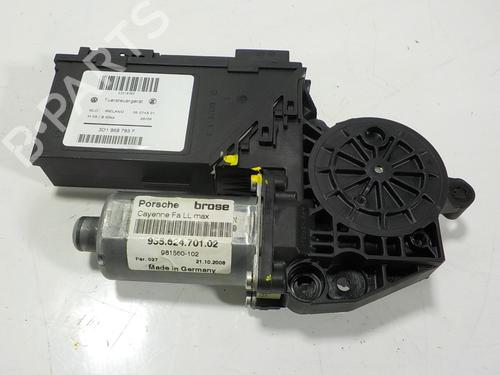 Left front window motor PORSCHE CAYENNE (9PA) S 4.5 | BP13537658E21 