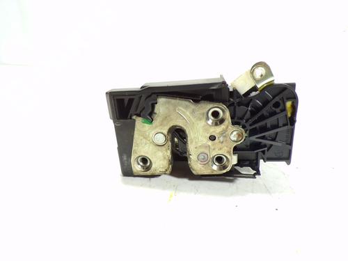 Used Rear right lock Rear right lock DACIA SANDERO II TCe 90 (B8M1, B8MA, B8AC) (90 hp) 8416187 8416187