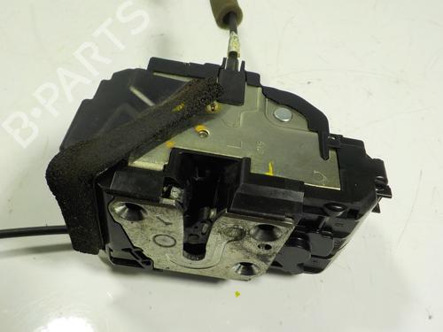 Used Front right lock NISSAN PULSAR Hatchback (C13) [2014-2025]  11044201