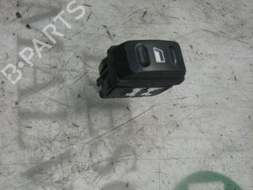 Used Right front window switch CITROËN XSARA (N1) 1.9 TD (90 hp) 3741934
