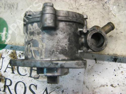 Used Vacuum pump FIAT STILO (192_) 1.9 JTD (192_XE1A) (115 hp) 3748868