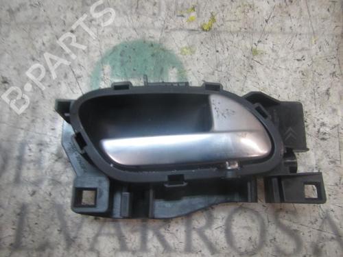 Used Front right interior door handle PEUGEOT 208 I (CA_, CC_) 1.6 HDi (94 hp) 3839035