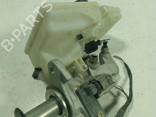 Used Brake master cylinder Brake master cylinder VW T-ROC (A11, D11) 1.0 TSI (110 hp) 16148587 16148587
