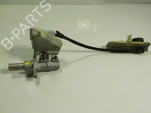 Used Brake master cylinder CITROËN C4 Grand Picasso II (DA_, DE_) [2013-2025]  9831496