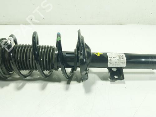 Used Right front shock absorber Right front shock absorber SEAT ARONA (KJ7, KJP) 1.0 TSI (116 hp) 30684317 30684317