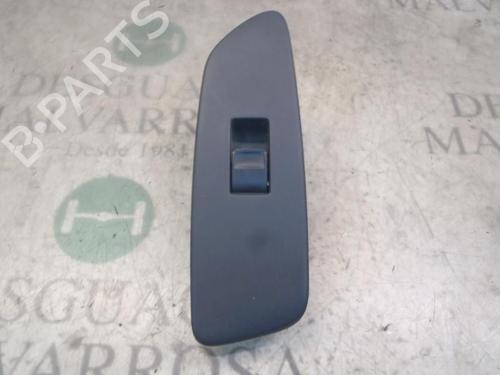 Used Right front window switch Right front window switch TOYOTA AURIS (_E15_) 2.0 D-4D (ADE150_, ADE150R) (126 hp) 3796884 3796884