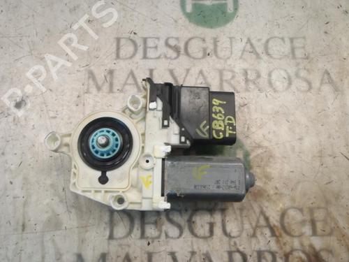Used Right rear window motor Right rear window motor SEAT ALTEA XL (5P5, 5P8) [2006-2015] 3809946 3809946