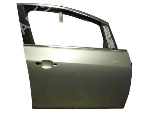 Used Right front door Right front door 6424609 6424609