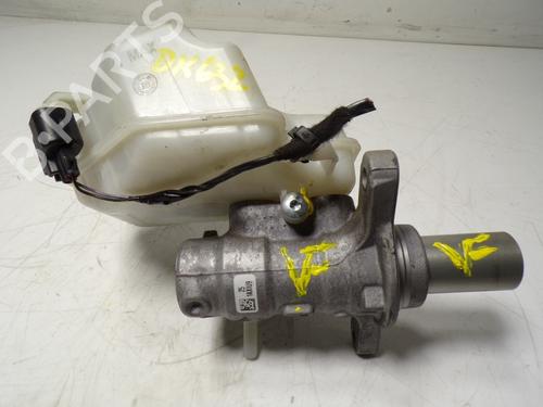 Used Brake master cylinder LAND ROVER DISCOVERY SPORT (L550) [2014-2025]  13385594