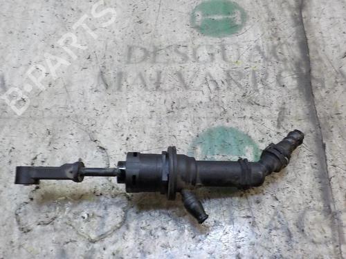 Used Clutch slave cylinder Clutch slave cylinder RENAULT MEGANE III Hatchback (BZ0/1_, B3_) 1.9 dCi (BZ0N, BZ0J) (131 hp) 14279702 14279702