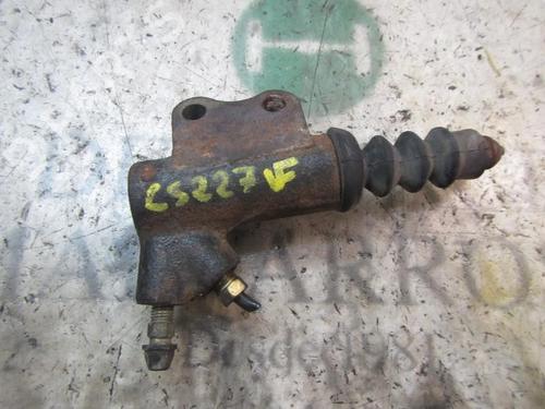 Used Clutch slave cylinder Clutch slave cylinder KIA CARNIVAL II (GQ) 2.9 CRDi (144 hp) 14274770 14274770