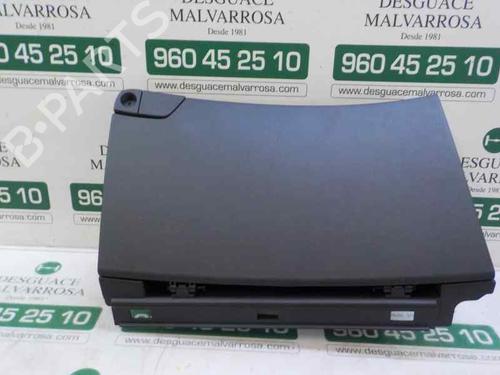 Used Glove box HYUNDAI i40 I CW (VF) 1.7 CRDi (141 hp) 5249024
