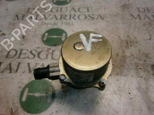 Used Vacuum pump Vacuum pump RENAULT MEGANE II (BM0/1_, CM0/1_) 1.5 dCi (BM02, BM13, BM2A, CM02, CM13) (101 hp) 3755695 3755695