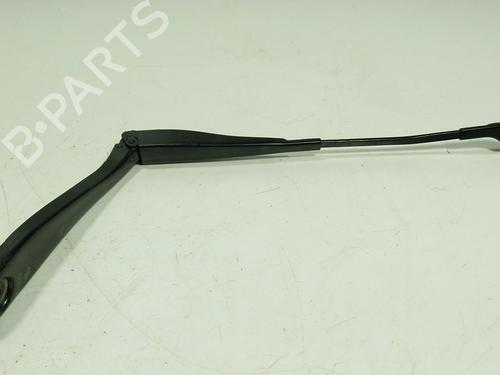 front-windshield-wiper-arm-bmw-x6-g06-f96-2019-26967701 main image