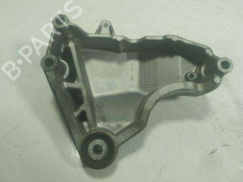 Engine mount MERCEDES-BENZ GLA-CLASS (X156) GLA 180 (156.942) | BP17110628M89