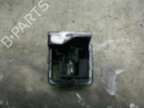 Plafonier Plafonier CITROËN BERLINGO / BERLINGO FIRST MPV (MF_, GJK_, GFK_) 2.0 HDI 90 (MFRHY) (90 hp) 7413910 7413910