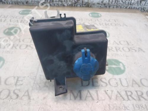 Used Windscreen washer tank HYUNDAI GETZ (TB) 1.1 (67 hp) 7409723