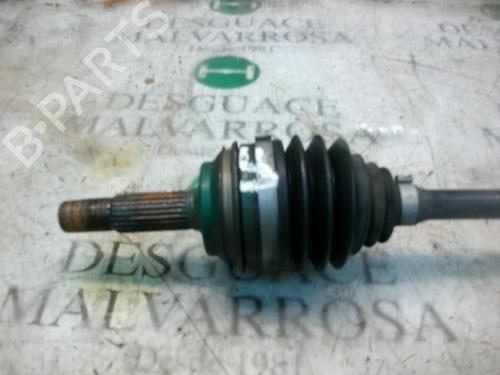 Left front driveshaft TOYOTA YARIS (_P1_) | BP3751437M38