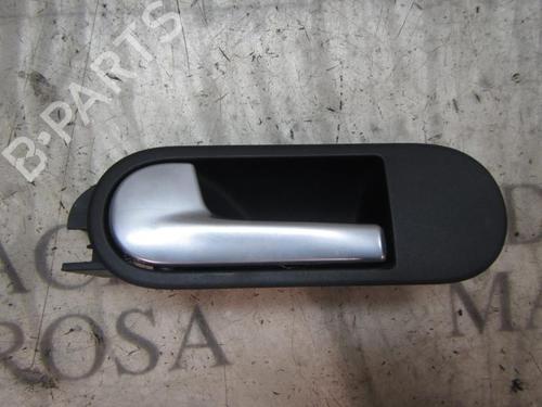 Used Rear left interior door handle Rear left interior door handle VW GOLF PLUS V (5M1, 521) 2.0 TDI 16V (140 hp) 4016587 4016587