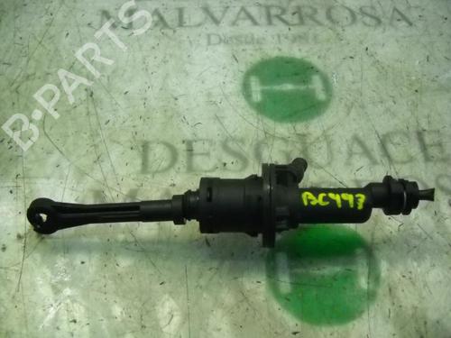 Used Clutch slave cylinder CITROËN XSARA PICASSO (N68) 1.6 HDi (90 hp) 14266146