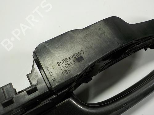 Rear right exterior door handle PORSCHE MACAN (95B) 3.0 S | BP12137971C130 