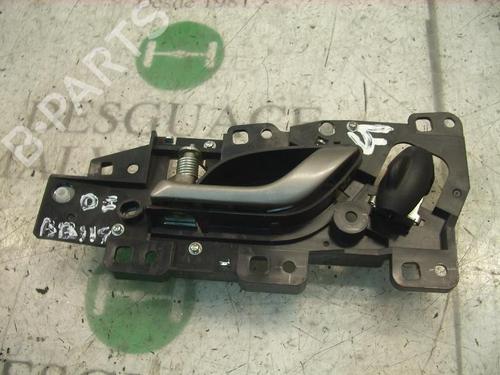 Used Front left interior door handle HONDA CIVIC VIII Hatchback (FN, FK) 2.2 CTDi (FK3) (140 hp) 3751165
