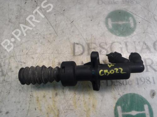 Used Clutch slave cylinder PEUGEOT EXPERT Van (VF3A_, VF3U_, VF3X_) [2007-2025]  14271240