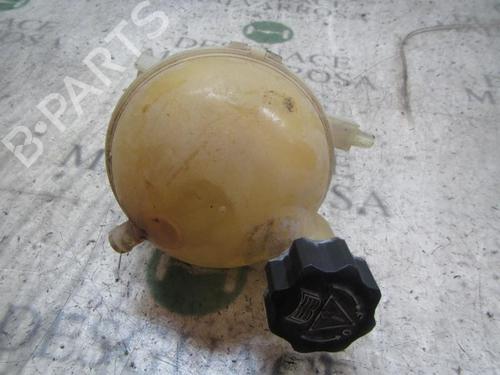 Used Expansion tank CITROËN C4 Coupe (LA_) [2004-2013]  3822543