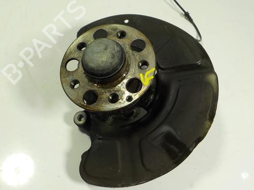 Used Right front steering knuckle Right front steering knuckle MERCEDES-BENZ E-CLASS (W212) E 200 CDI / BlueTEC (212.005, 212.006) (136 hp) 10994717 10994717