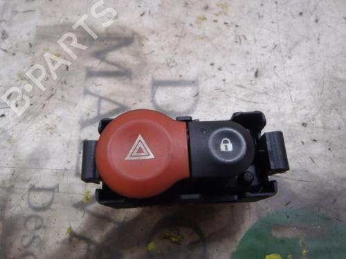 Used Warning switch Warning switch RENAULT MODUS / GRAND MODUS (F/JP0_) 1.4 (JP01, JP0J) (98 hp) 3823644 3823644