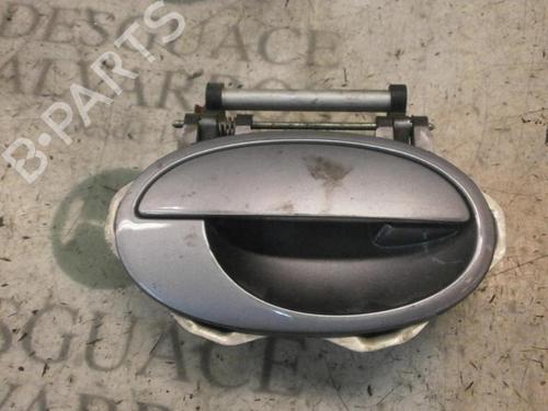 Used Front right exterior door handle Front right exterior door handle OPEL CORSA C (X01) 1.3 CDTI (F08, F68) (70 hp) 3778621 3778621