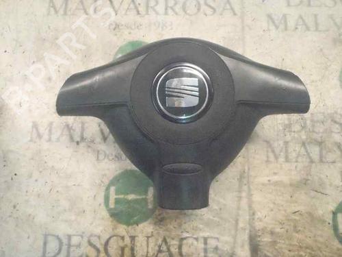 Used Driver airbag SEAT LEON (1M1) 1.6 16 V (105 hp) 3804793