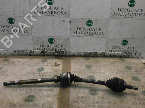Used Right front driveshaft PEUGEOT 5008 (0U_, 0E_) 2.0 HDi 150 / BlueHDi 150 (150 hp) 3773117