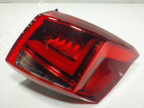 Used Right taillight SEAT ARONA (KJ7, KJP) 1.0 TSI (115 hp) 27983001