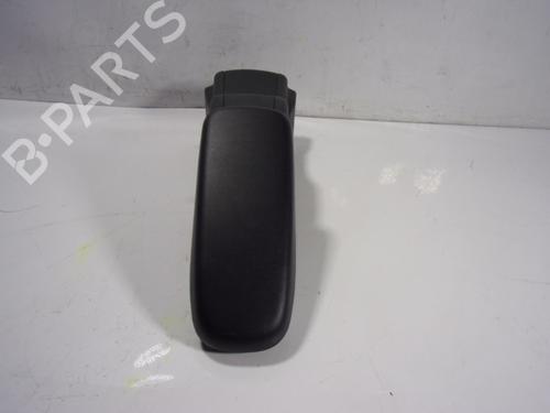 Used Armrest / Center console Armrest / Center console TOYOTA YARIS CROSS (MXP_) 1.5 Hybrid (MXPJ10) (116 hp) 11037396 11037396