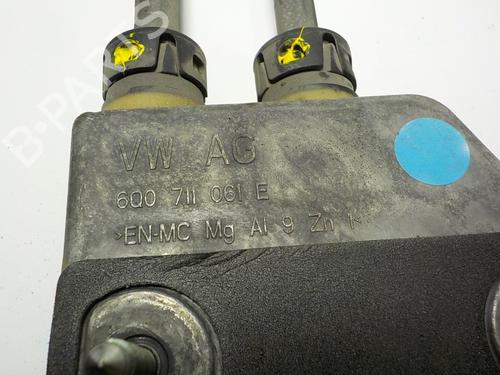 Gear lever VW POLO V (6R1, 6C1) 1.2 TSI | BP15136319M90