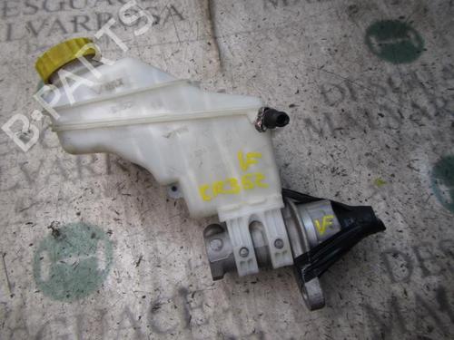 Used Brake master cylinder Brake master cylinder FIAT LINEA (323_, 110_) 1.3 D Multijet (323AXB11, 323AXB1A) (90 hp) 3824377 3824377