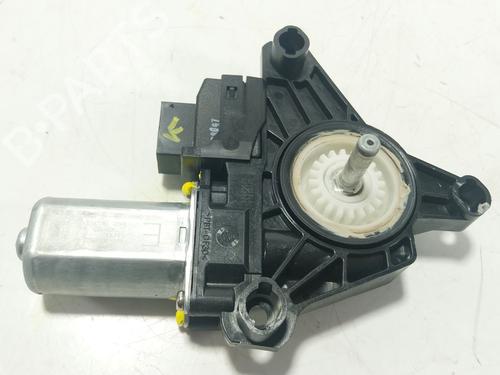 Used Left rear window motor MERCEDES-BENZ C-CLASS T-Model (S205) C 220 BlueTEC / d (205.204) (170 hp) 30291296