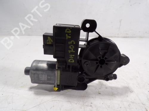 Used Right rear window motor Right rear window motor SEAT ARONA (KJ7, KJP) 1.0 TSI (95 hp) 8641254 8641254